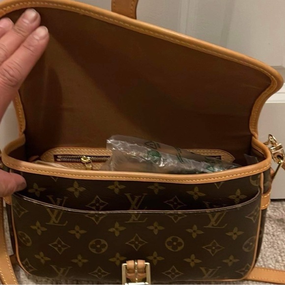 Louis vuitton sologne pm - Picture 2 of 9